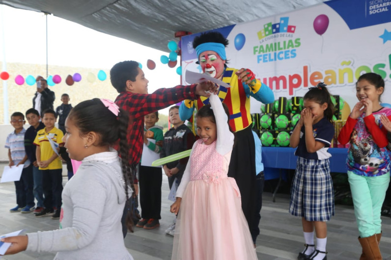 Invita Municipio a niños de julio y agosto a festejar gratis Cumpleaños del Mes