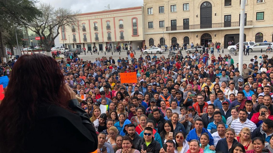 Más de 30 mil obreros siguen en la lucha