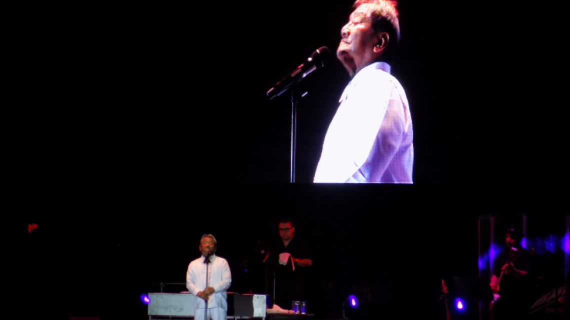 Armando Manzanero regala una `Noche Blanca´