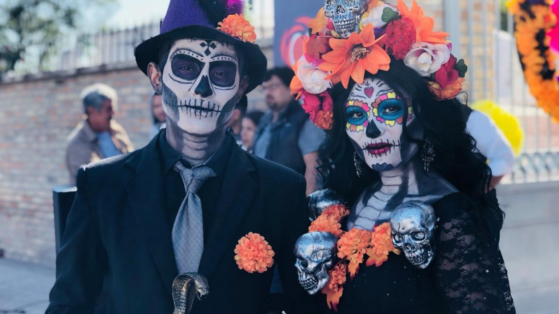 Se olvidan familiares de sus fieles difuntos