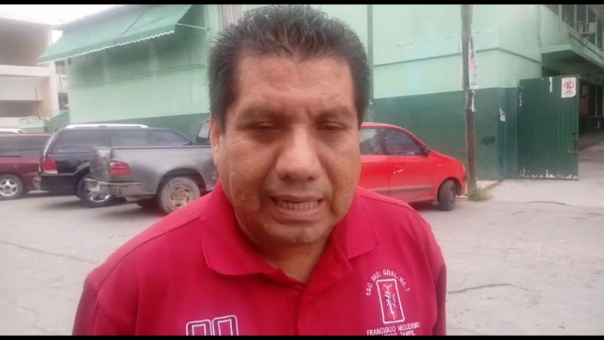 Comerciantes piden comparar precios y calidad en útiles escolares