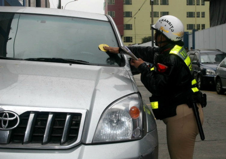 Enviarán notificaciones a infractores de Tránsito