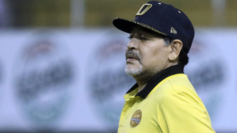 Maradona pide a Conmebol hacer campeón a Boca