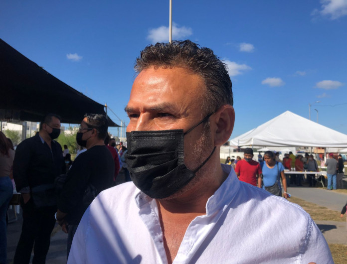 Piden concesionarios de taxis atender tráfico en Libramiento Monterrey