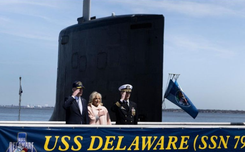 Presenta Joe Biden nuevo submarino nuclear de ataque