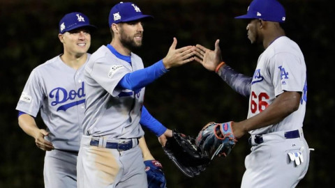Dodgers vencen a Cachorros y quedan a una victoria de avanzar a la Serie Mundial