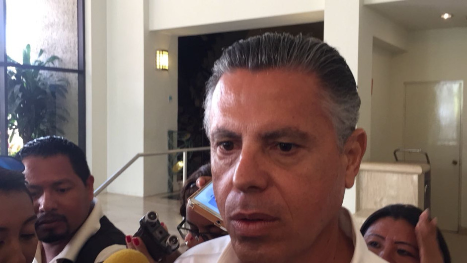 Candidato del PAN exhorta a hoteleros a unificar ideas para el turismo