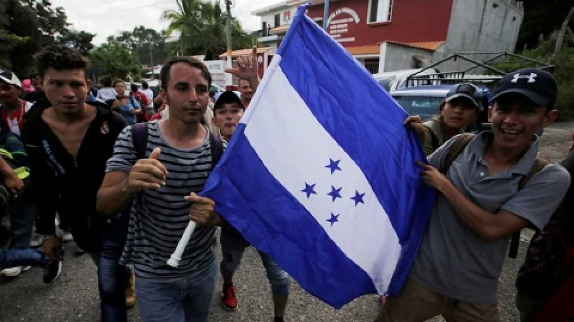 Trump amenaza a Honduras por nueva caravana de migrantes