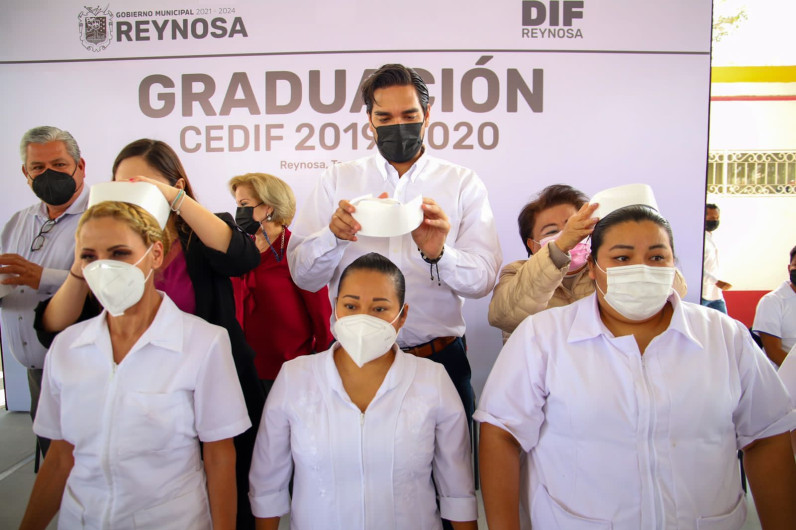 Entrega CEDIF de Reynosa nuevos enfermeras y enfermeros