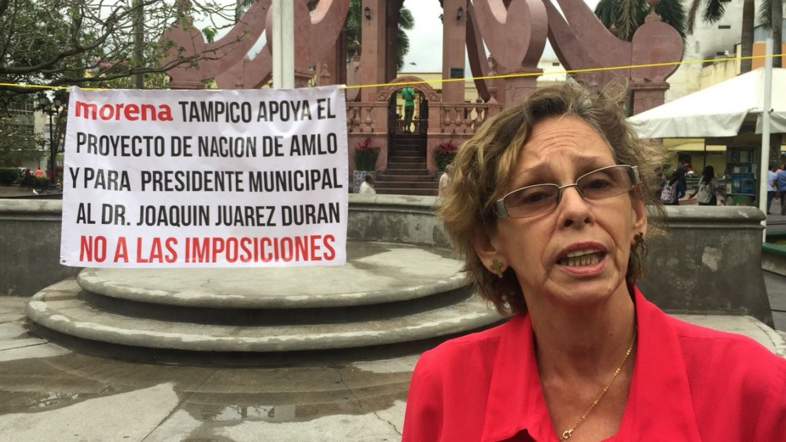 Morenistas protestan en contra de Rosa Muela Morales