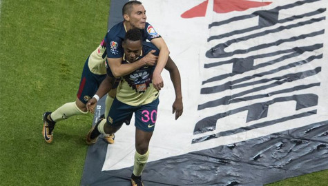 América vence a Chivas 2-1 y se lleva el Clásico Nacional 