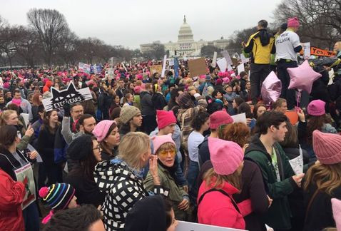 Gira el mundo en apoyo a la Marcha de las Mujeres en Washington