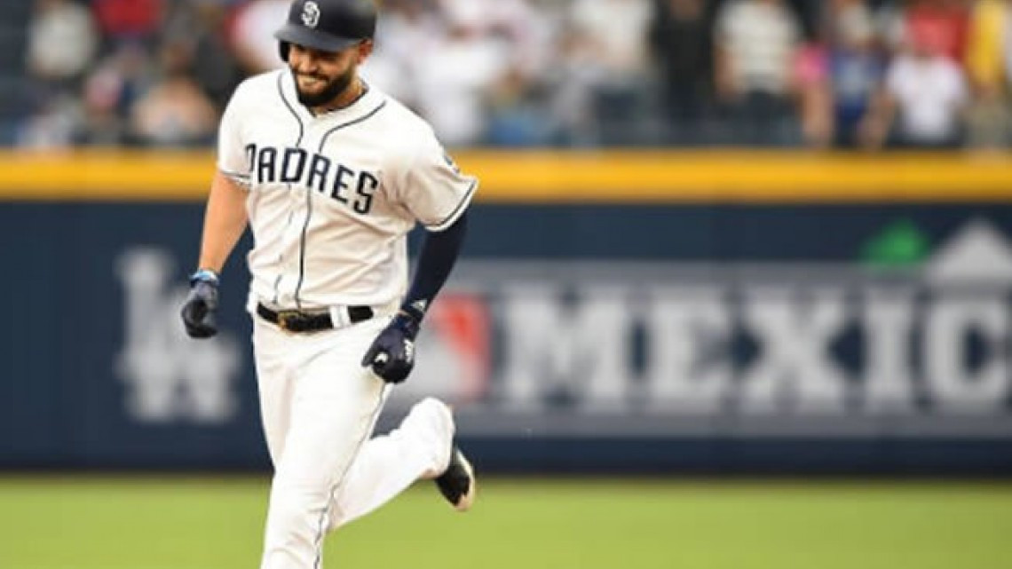 Padres iguala la México Series (1-1) al ganar a Dodgers 7-4