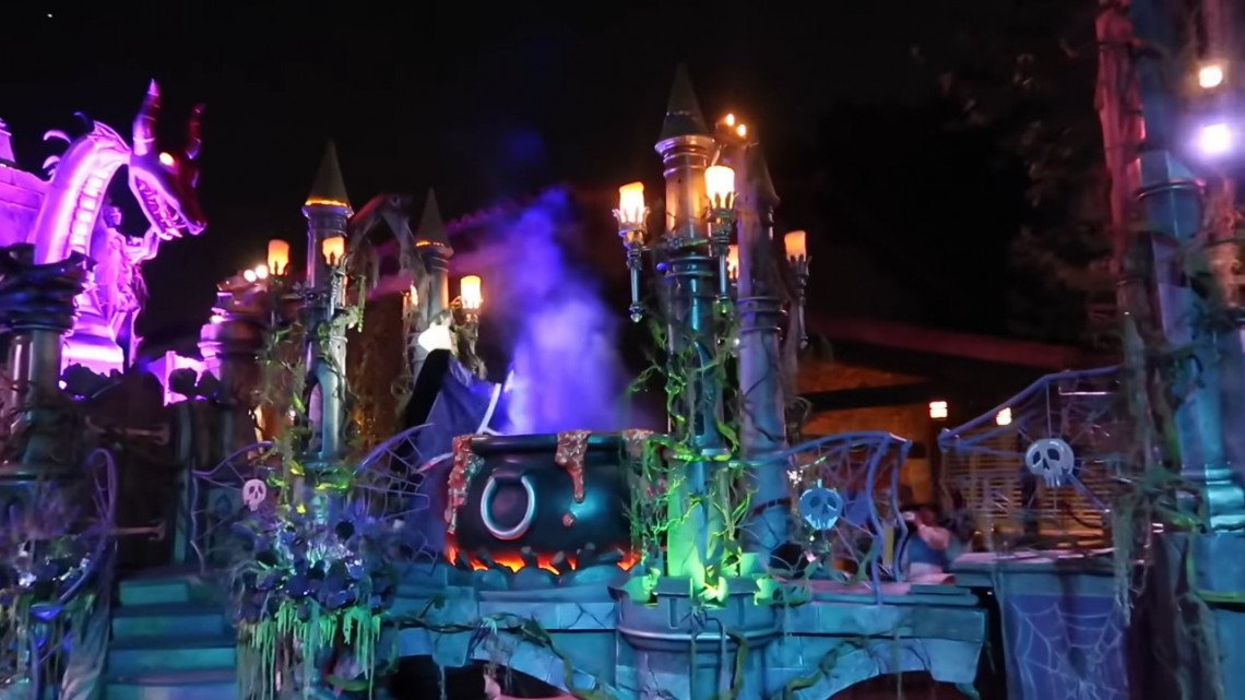 Inicia "Oogie Boogie Bash" en la fiesta de Halloween de Disneyland