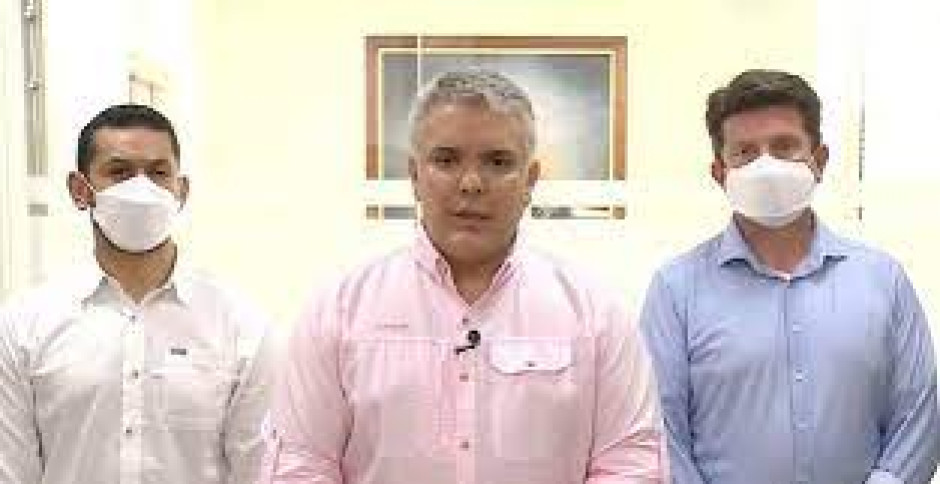 Balean helicóptero donde viajaba Iván Duque, presiente de Colombia