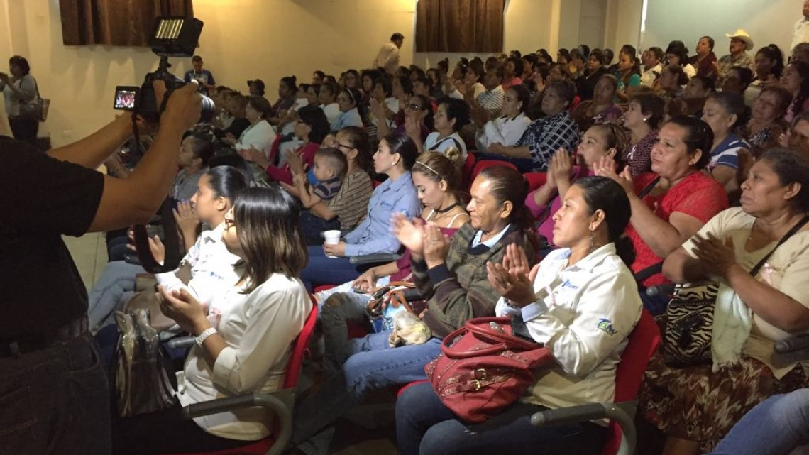 Realizan campaña para motivar a la autoexploración