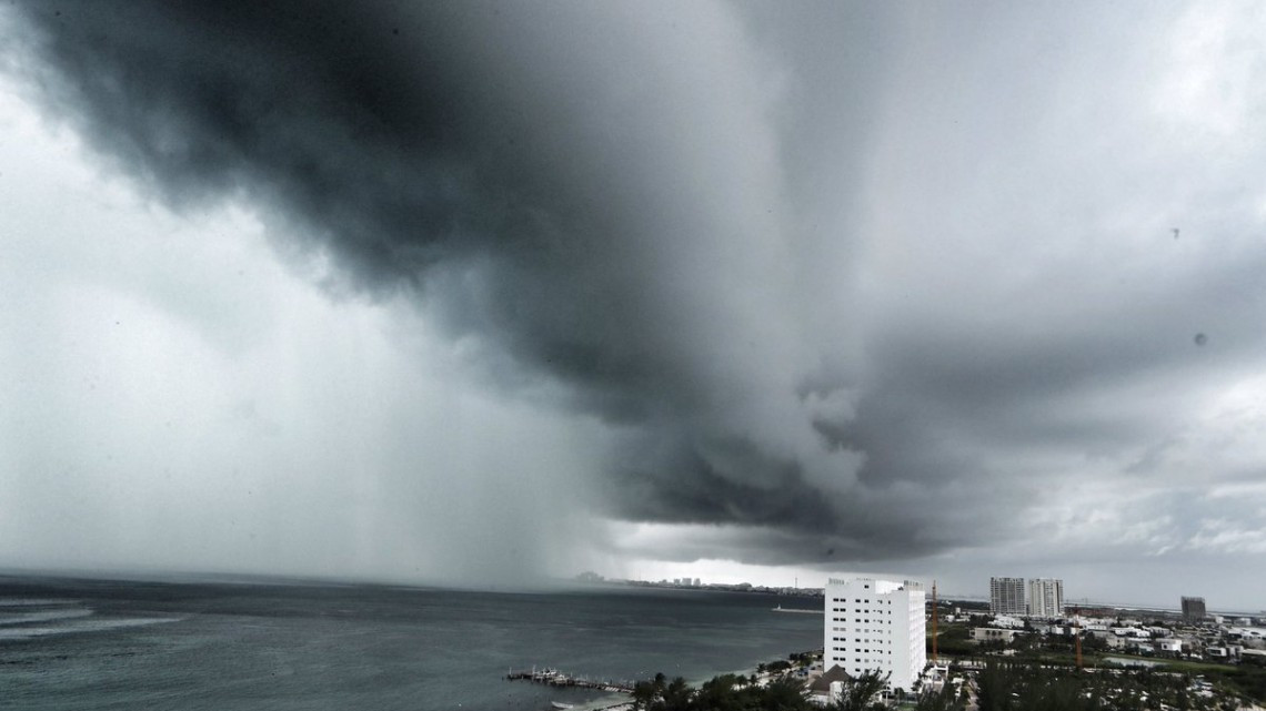 Alerta amarilla por "Nate" en Quintana Roo