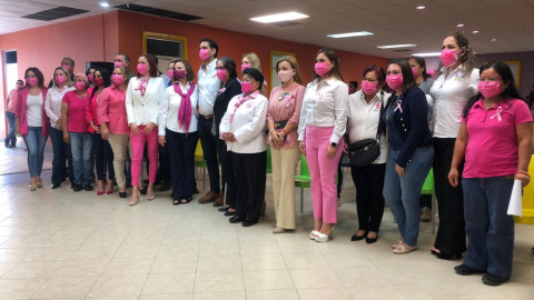 Aumenta cultura de prevención en mujeres por cáncer de mama
