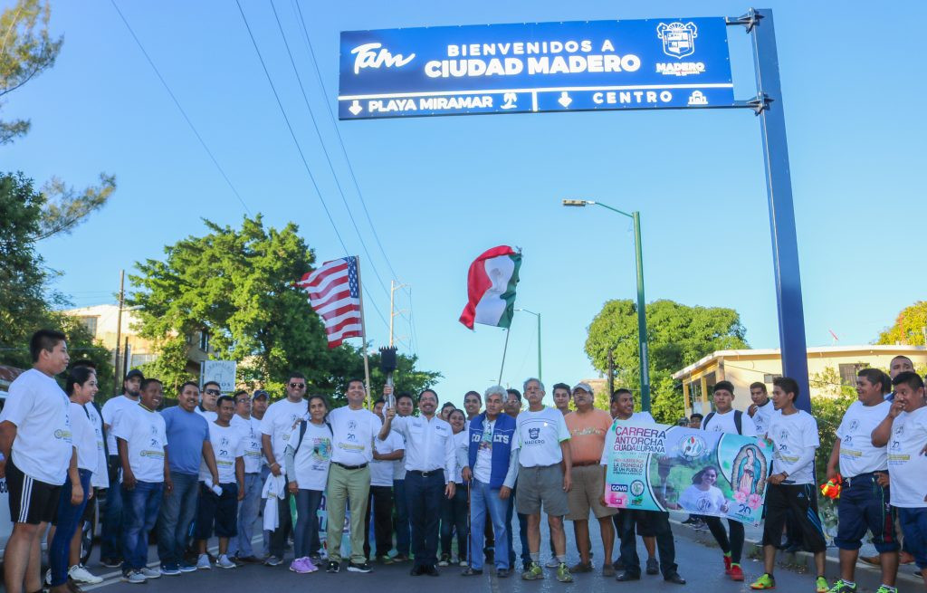 Recibe ciudad Madero antorcha Guadalupana 