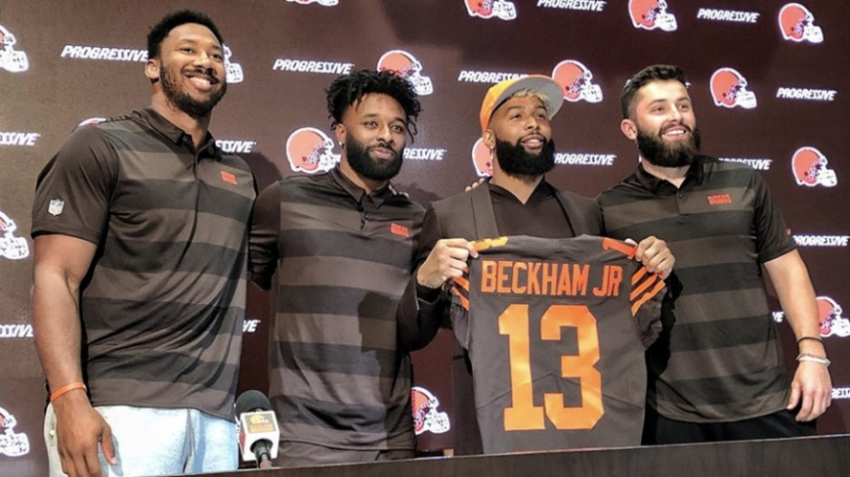 Presenta Browns  a su nuevo refuerzo