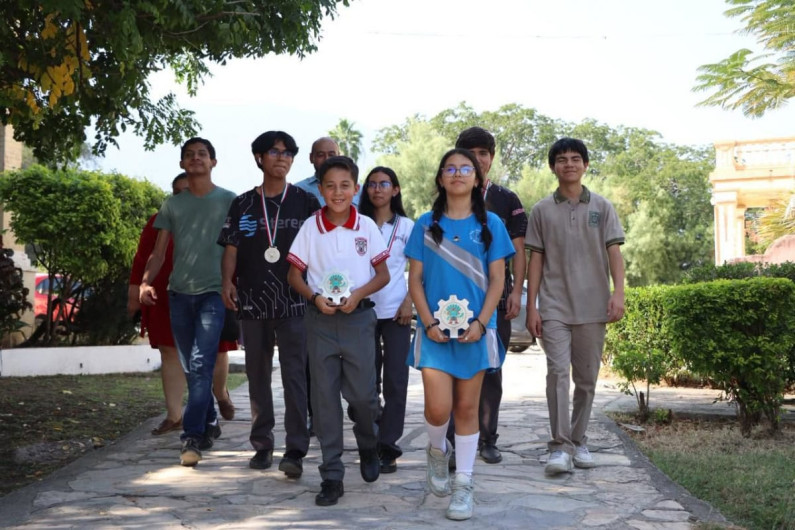 Ganan tamaulipecos en Olimpiada Internacional de Ciencia y Tecnología