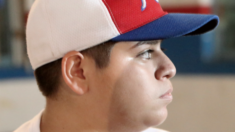 Mamás confían que jugadores de la Kelly hagan buen papel