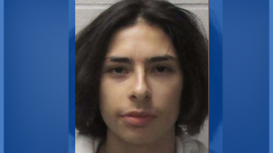 Acusan a hombre de 18 años por un tiroteo realizado en julio