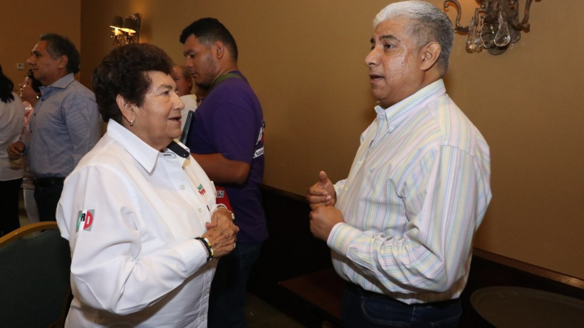 Propone Magda Peraza a empresarios renovar vialidades de zona centro