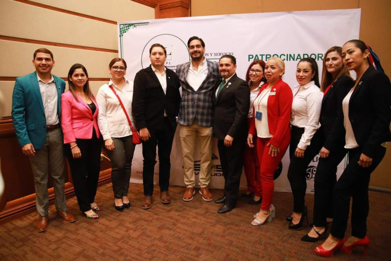 Asistió Carlos Peña Ortiz a Toma de Protesta de la AMPI A. C. 