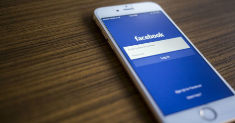 Facebook amenaza con bloquear noticias en Australia 