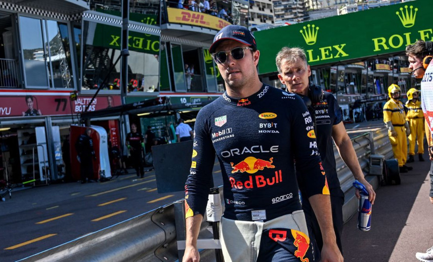 Estoy apenado con Red Bull, dice Checo Pérez tras choque