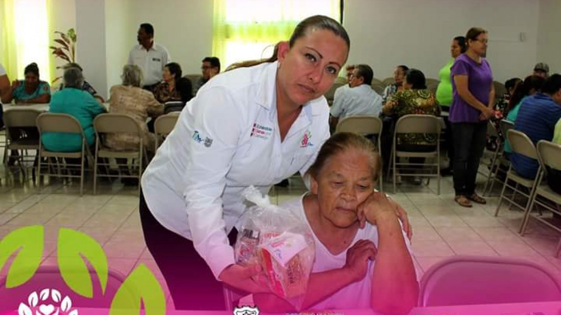 DIF realiza cuarta reunión mensual para adultos mayores