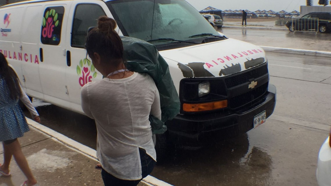 Jueves santo inicia con lluvia en Miramar