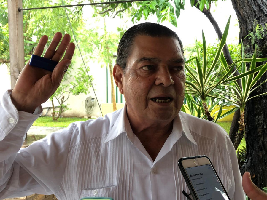 Falsos trabajadores del IMSS y CFE estafaron a 300 comerciantes