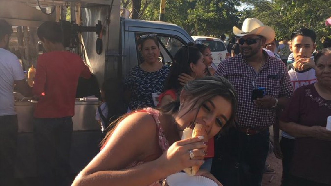 Miles festejaron a Jatziry en su día