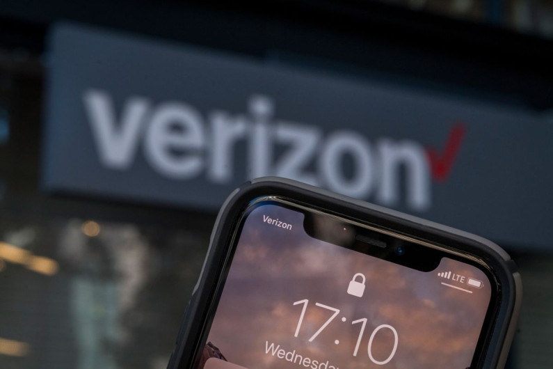 Verizon acuerda compra de TracFone Wireless para ampliar su mercado prepago en EU