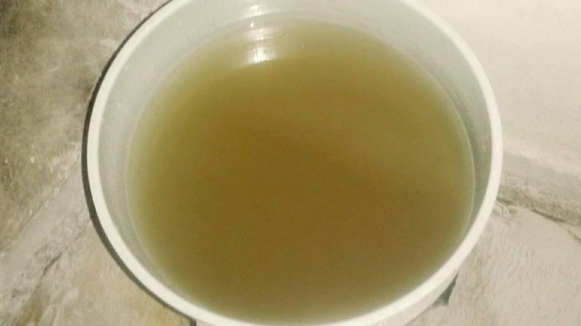 Piden no consumir agua turbia de las llaves