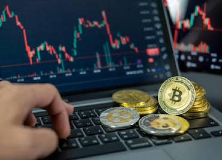 DEA asegura 10 mmd en criptomonedas a cártel mexicano 