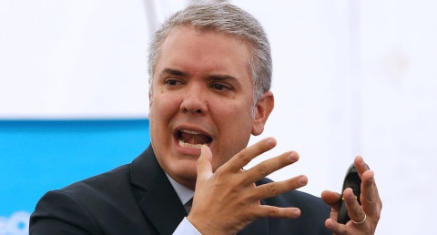 Iván Duque visita sitio de masacre del ELN cometida hace 20 años