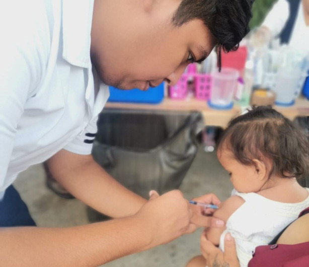 Invita SST a vacunarse contra las enfermedades de temporada invernal