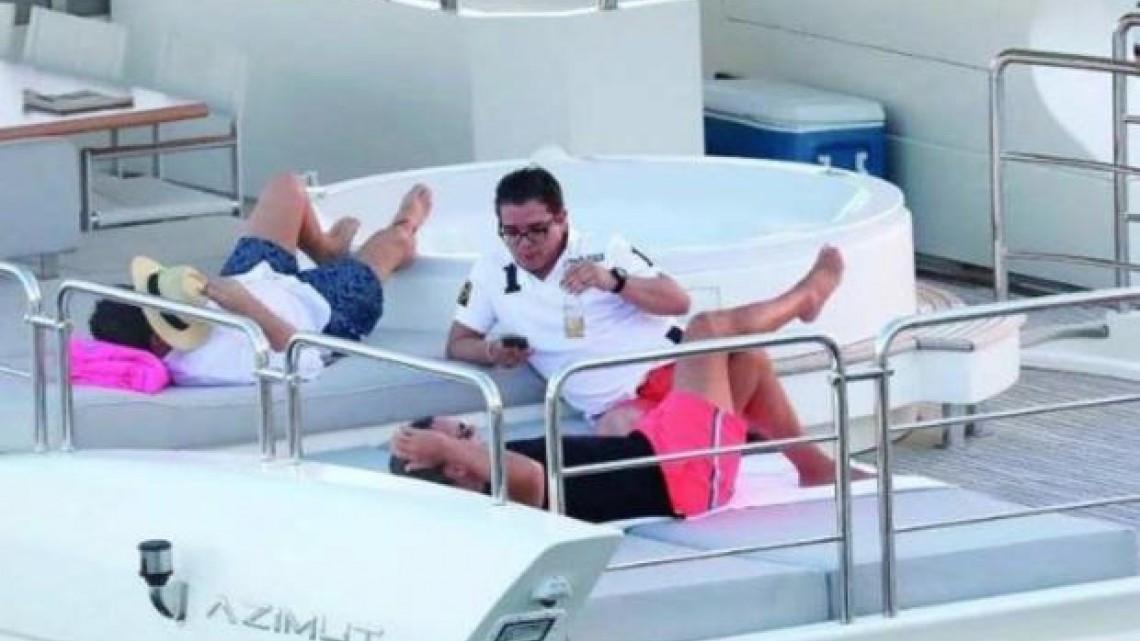 Luis Miguel se relaja en Miami