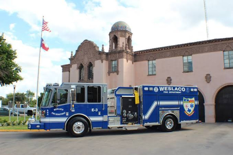 Evacuan hogares en Weslaco ante incendios