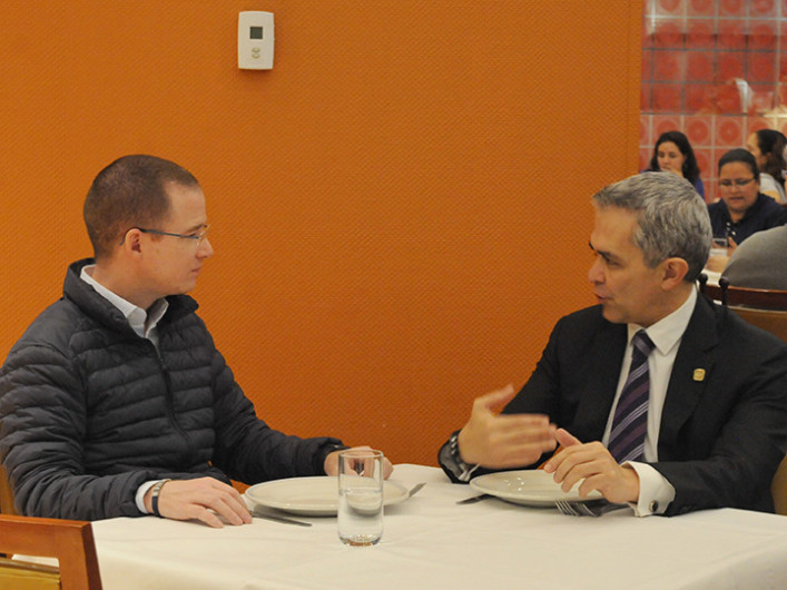 Se reúnen Anaya y Mancera en la CDMX