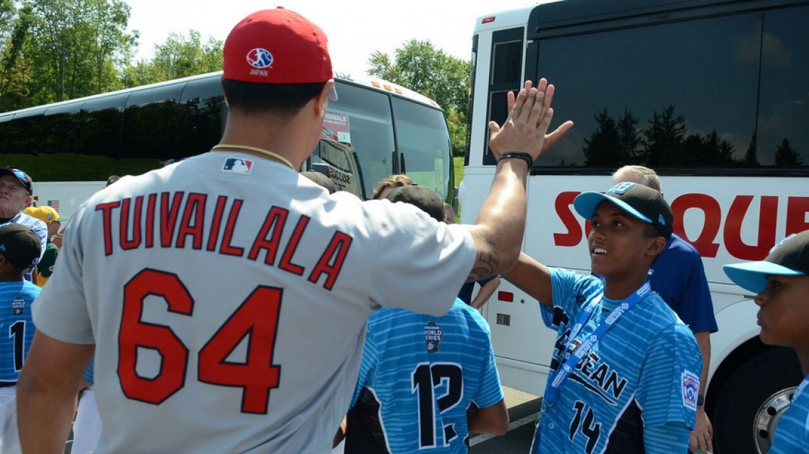 Piratas y Cardenales conviven con jugadores de Ligas Pequeñas