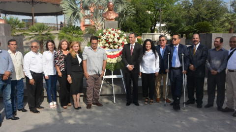 Rinde Ayuntamiento Homenaje al Ing. Marte R. Gómez
