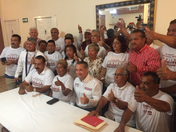 Perredistas dejan solo a Zorrilla y se unen a Adrián Oseguera