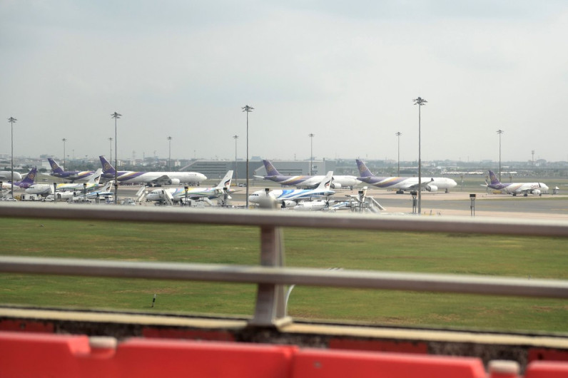 Pakistán cierra su espacio aéreo por tensión con India