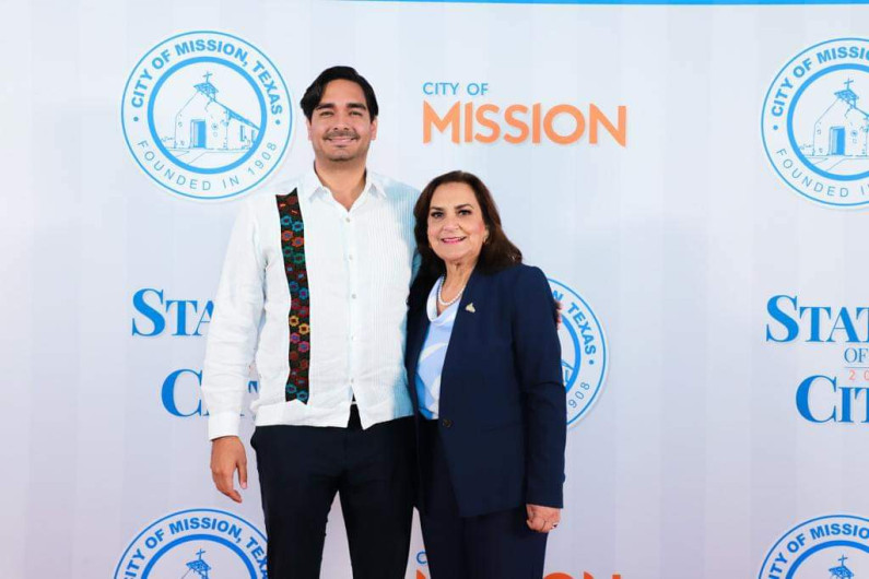 Felicitó Carlos Peña Ortiz a Alcaldesa de Mission, Norie González Garza