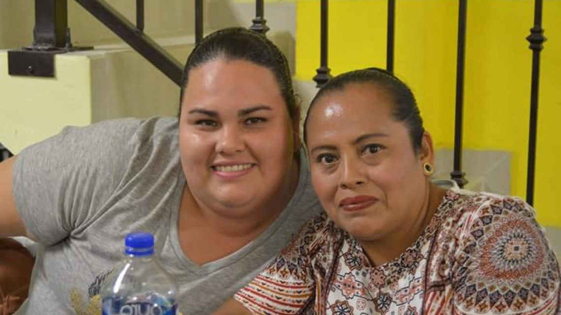 Festejan "Día de la madres" para las mujeres del sindicato de limpieza