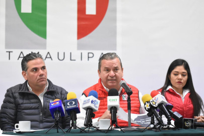 Venderá el PRI sus vehículos de lujo por falta de recursos